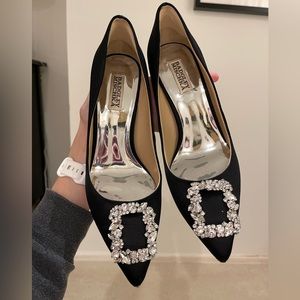 Badgley Mischka black satin Carrie 8.5 - excellent condition